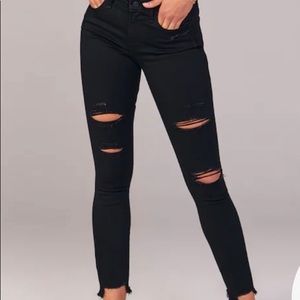 Ripped Mid Rise Super Skinny Ankle Jeans NWT - Sz 25